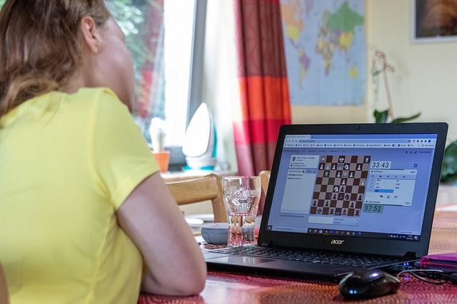 Global online chess and technology